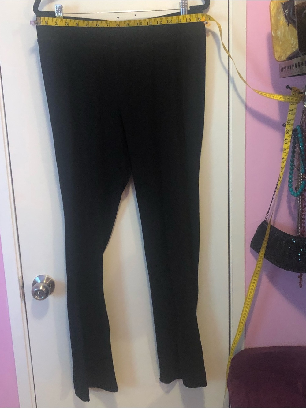 Women's Black Stretch Leggings - Sleek Everyday Pants